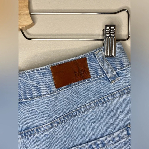 🏷️ NWT Twik Organic Recycled Cotton Denim Shorts - Picture 4 of 6